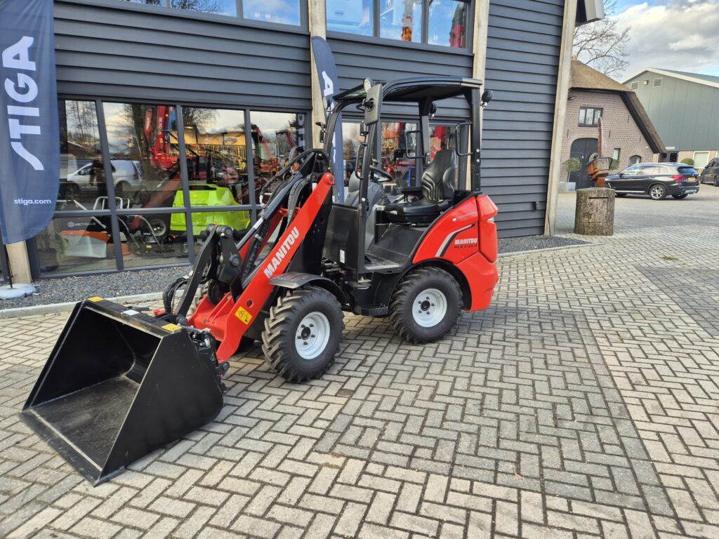 MANITOU MLA 2-25H miniloader - Компактный фронтальный погрузчик: фото 2 MANITOU MLA 2-25H miniloader - Компактный фронтальный погрузчик: фото 2