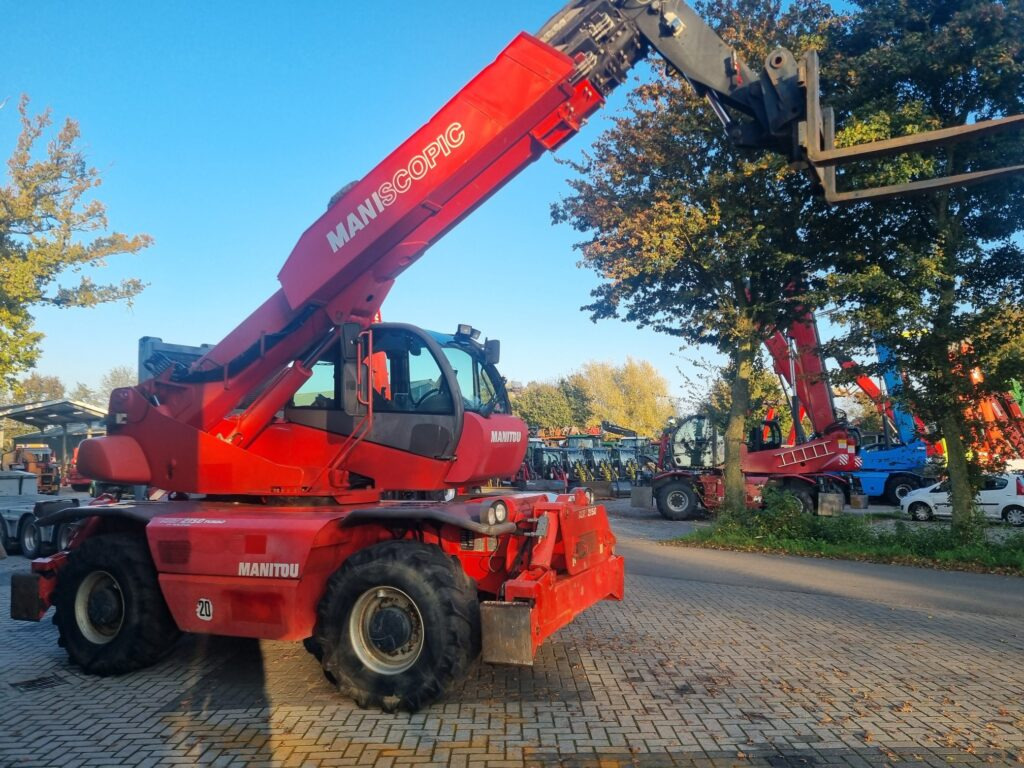 MANITOU MRT 2150 privilege - Телескопический погрузчик: фото 5 MANITOU MRT 2150 privilege - Телескопический погрузчик: фото 5