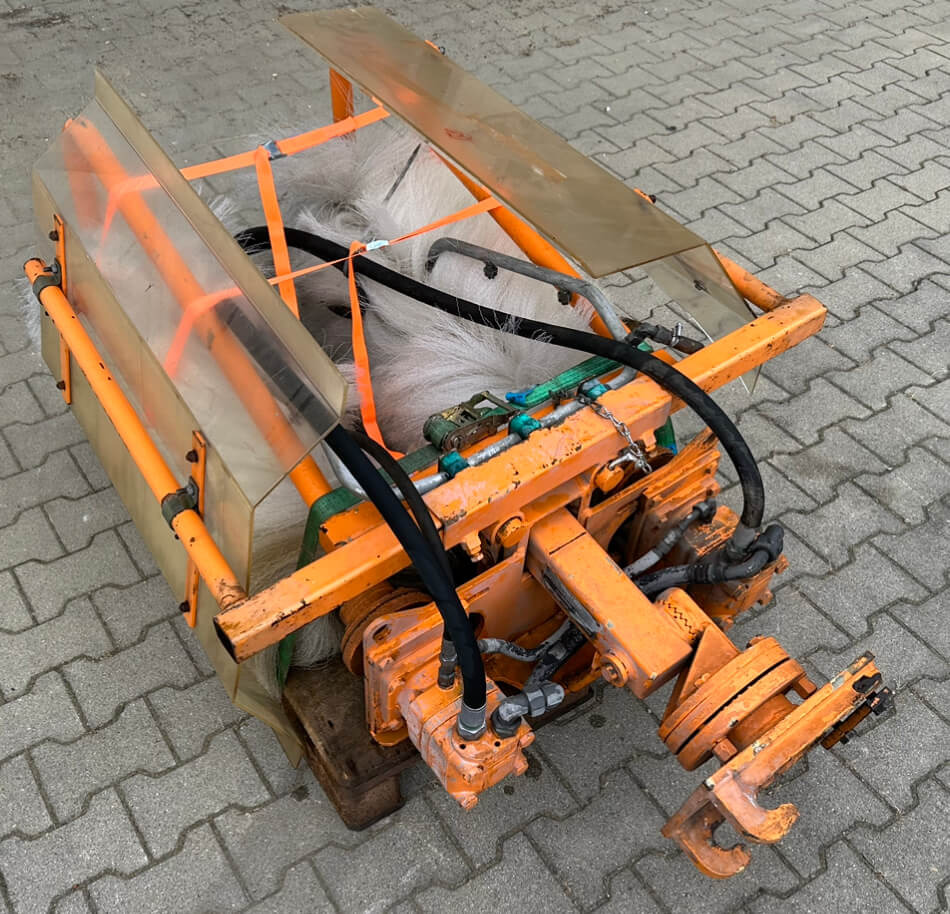 Unimog Doppelwaschbürste Mulag DWB - Щетка: фото 1 Unimog Doppelwaschbürste Mulag DWB - Щетка: фото 1