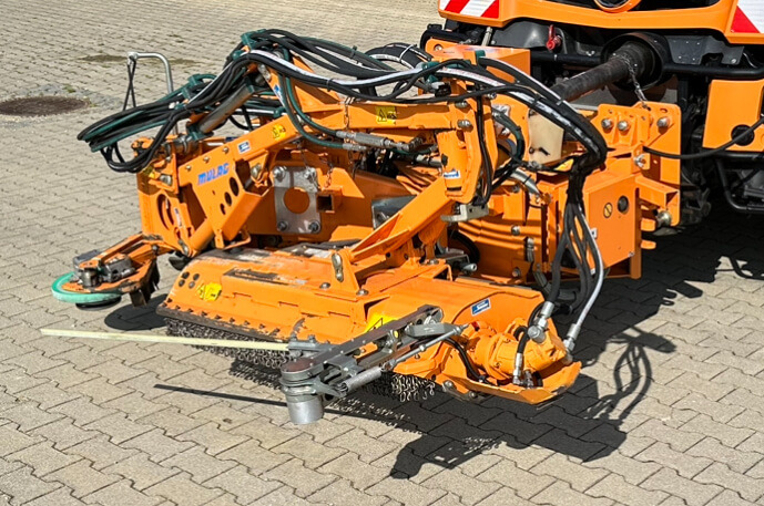 Unimog Leitpfostenausmähgerät / Randstreifenmähger - Манипуляторная косилка: фото 5 Unimog Leitpfostenausmähgerät / Randstreifenmähger - Манипуляторная косилка: фото 5