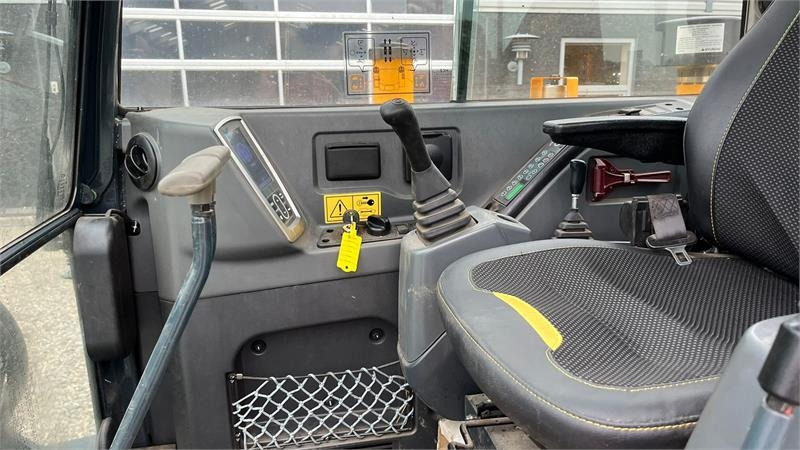 Мини-экскаватор Hyundai HX55 Med Hydrema skifte og centralsmørring og grab: фото 17 Мини-экскаватор Hyundai HX55 Med Hydrema skifte og centralsmørring og grab: фото 17