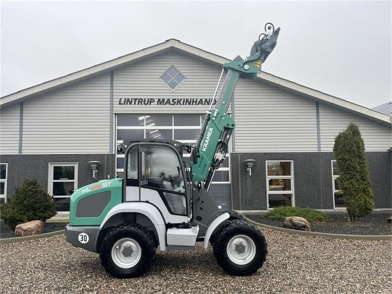 Kramer KL25.5T med Teleskoparm, så den har stor rækkevidd - Компактный фронтальный погрузчик: фото 3 Kramer KL25.5T med Teleskoparm, så den har stor rækkevidd - Компактный фронтальный погрузчик: фото 3