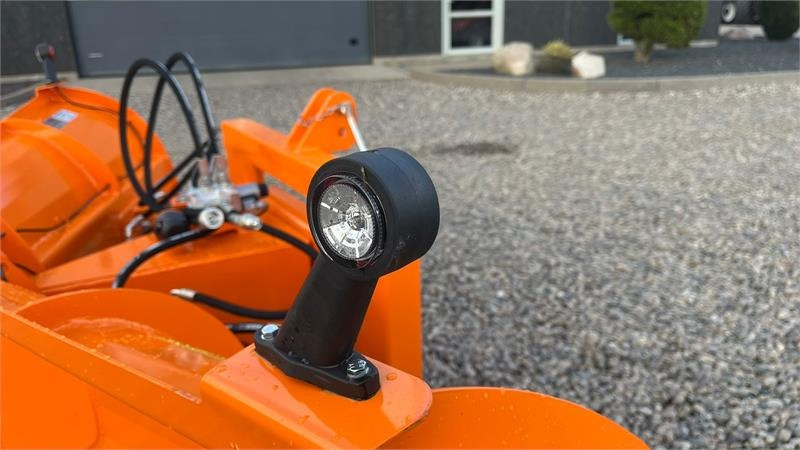 Limas Vario SHL 250 Med lys - Отвал для снега для Сельскохозяйственной техники: фото 5 Limas Vario SHL 250 Med lys - Отвал для снега для Сельскохозяйственной техники: фото 5