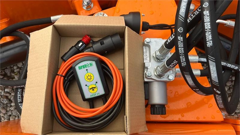 Limas Vario SHL 300 Med lys - Отвал для снега для Сельскохозяйственной техники: фото 2 Limas Vario SHL 300 Med lys - Отвал для снега для Сельскохозяйственной техники: фото 2
