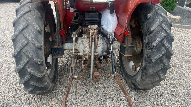 Massey Ferguson 165 Med frontlæsser - Трактор: фото 4 Massey Ferguson 165 Med frontlæsser - Трактор: фото 4