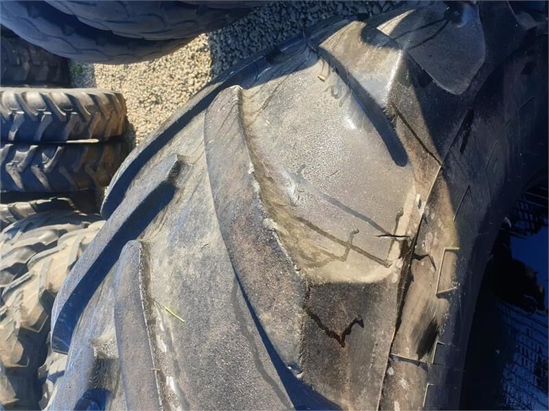 Michelin 600/70 R30 MachXbib - Шина для Коммунальной и специальной техники: фото 2 Michelin 600/70 R30 MachXbib - Шина для Коммунальной и специальной техники: фото 2
