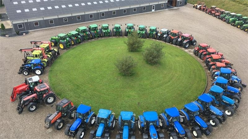 Трактор New Holland T7.175 RangeCommand med frontlift. Meget velholdt: фото 21