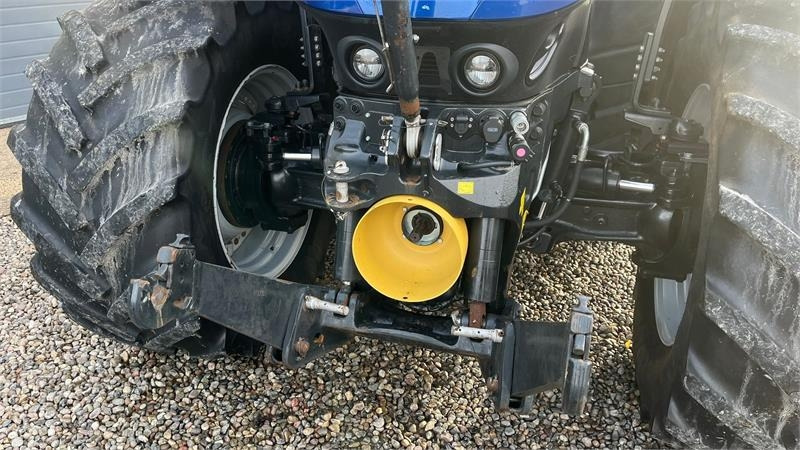 New Holland T7.315 HD New Gen BluePower med frontlift og front - Трактор: фото 4 New Holland T7.315 HD New Gen BluePower med frontlift og front - Трактор: фото 4