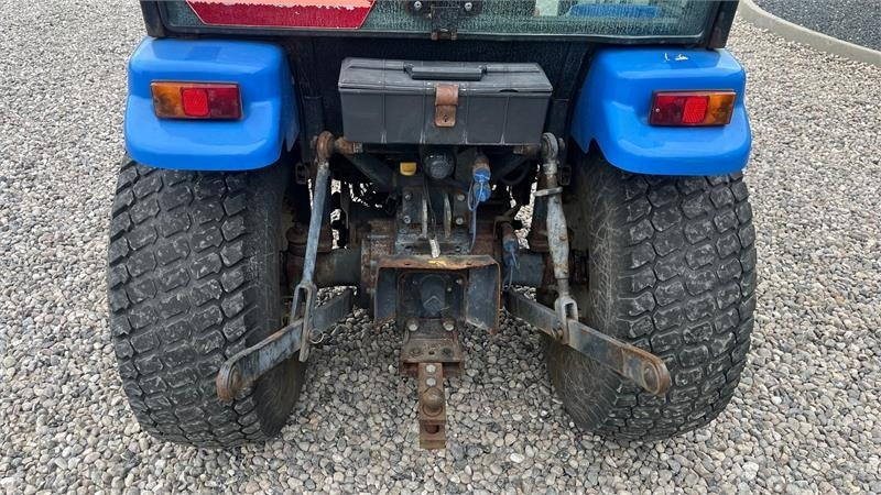 New Holland TC35DA - Трактор: фото 4 New Holland TC35DA - Трактор: фото 4