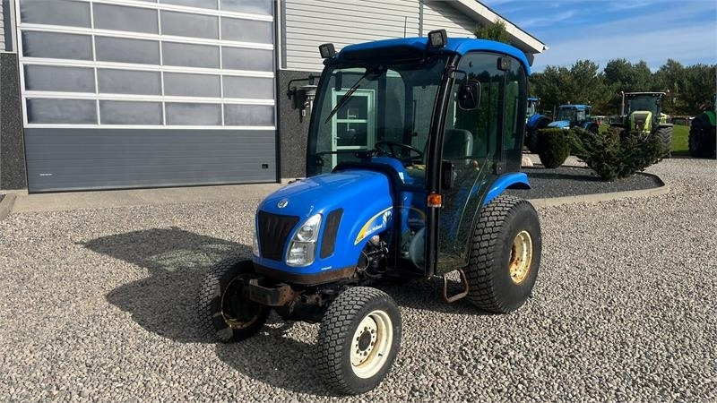 New Holland TC35DA Hydrostat - Трактор: фото 2 New Holland TC35DA Hydrostat - Трактор: фото 2