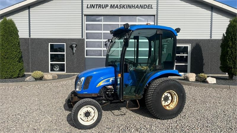New Holland TC35DA Hydrostat - Трактор: фото 1 New Holland TC35DA Hydrostat - Трактор: фото 1