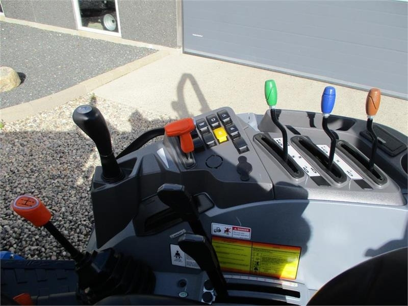 Solis 50 Med vendegear. Mulighed for leje også med forkø - Трактор: фото 5 Solis 50 Med vendegear. Mulighed for leje også med forkø - Трактор: фото 5