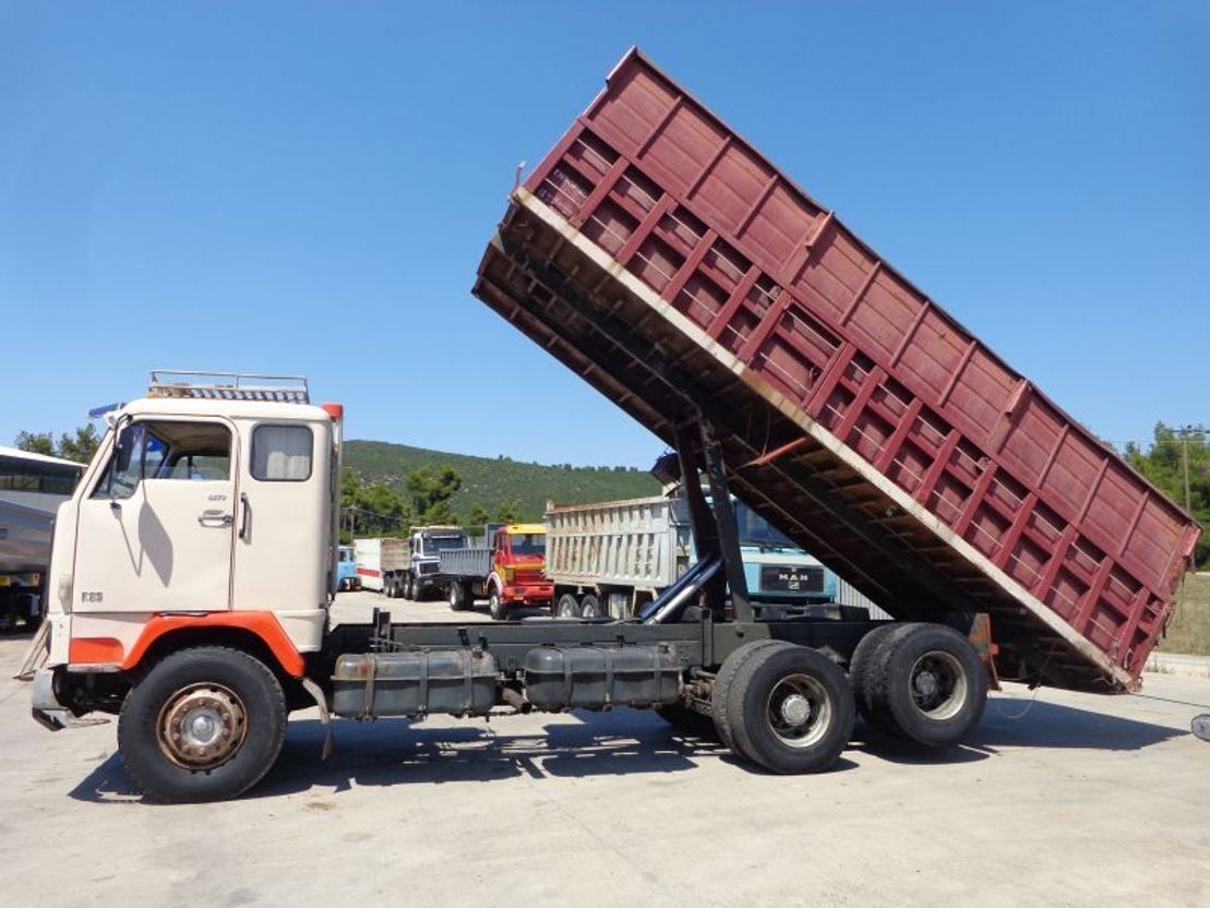 Volvo F 89 VOLVO F89 (6X2) KIPPER - Самосвал: фото 3 Volvo F 89 VOLVO F89 (6X2) KIPPER - Самосвал: фото 3