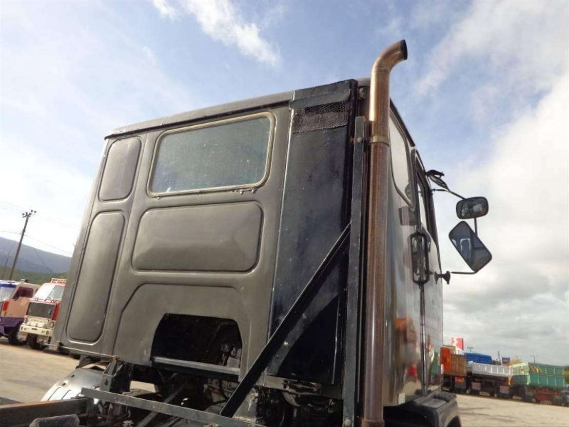 Самосвал Volvo F 89 VOLVO F89 (6X2) -KIPPER: фото 6