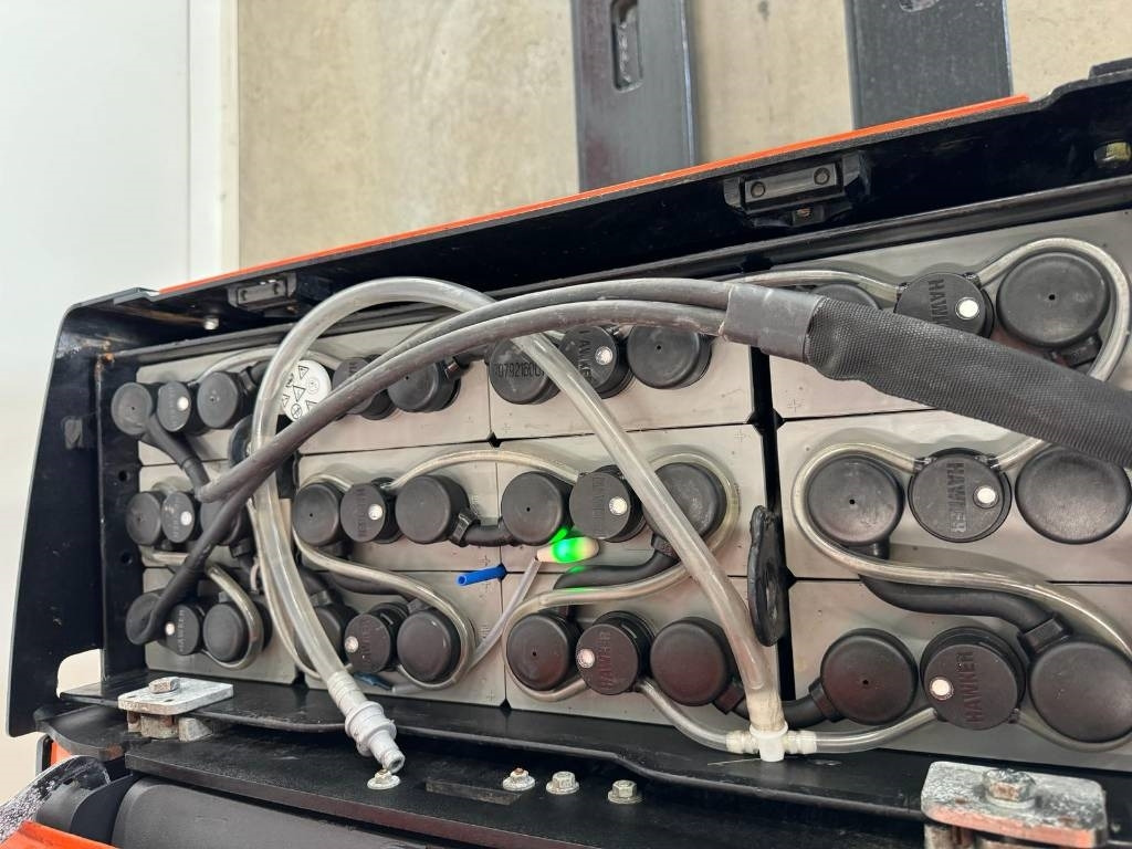 Toyota 10545 LPE200 - Тележка: фото 4 Toyota 10545 LPE200 - Тележка: фото 4