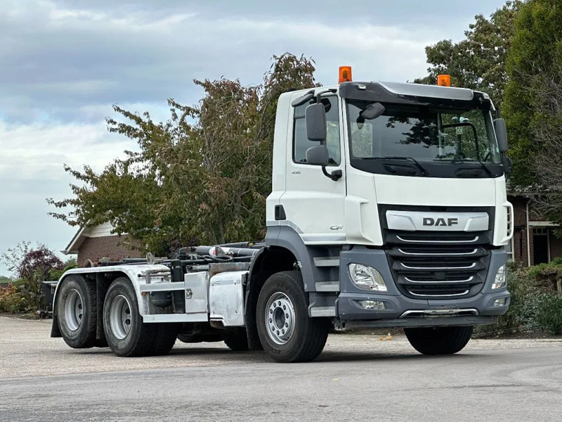 DAF CF 430 FAS 6x2 HAAK/CONTAINER!!2019!!82dkm!! - Крюковой мультилифт: фото 3 DAF CF 430 FAS 6x2 HAAK/CONTAINER!!2019!!82dkm!! - Крюковой мультилифт: фото 3
