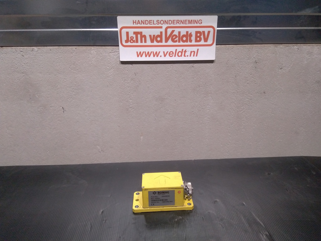 Bomag BM2000-75 - - Сенсор для Дорожных фрез: фото 1 Bomag BM2000-75 - - Сенсор для Дорожных фрез: фото 1