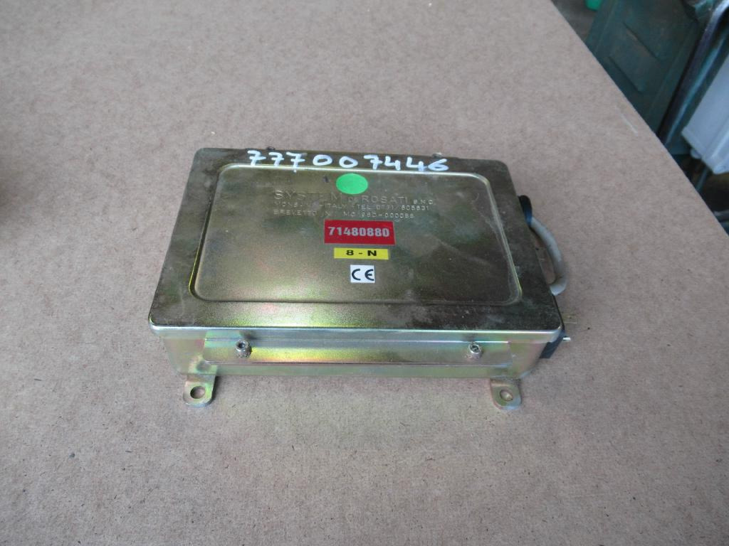 Fiat Hitachi 71480880 - - Блок управления для Строительной техники: фото 1 Fiat Hitachi 71480880 - - Блок управления для Строительной техники: фото 1