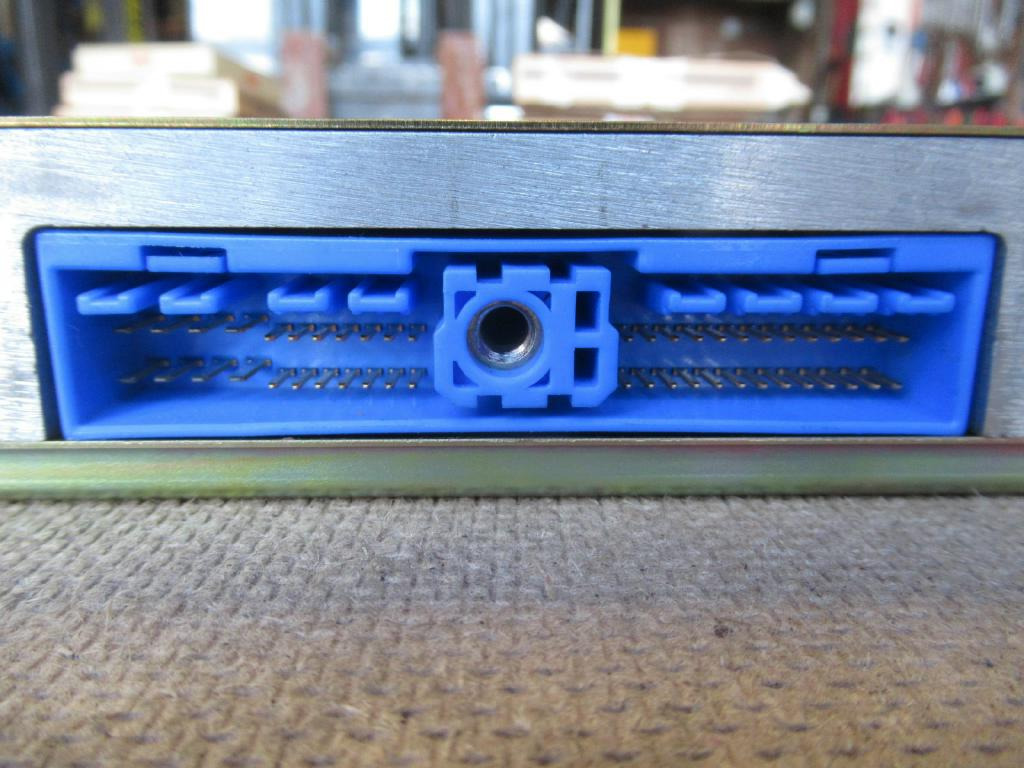 Hitachi EX200 - - Блок управления для Строительной техники: фото 2 Hitachi EX200 - - Блок управления для Строительной техники: фото 2