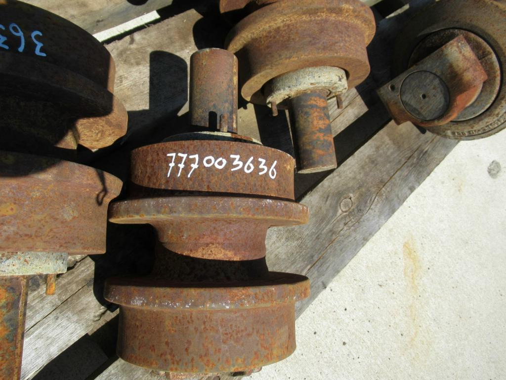 Hyundai 81E7-00521 - Опорный каток для Строительной техники: фото 3 Hyundai 81E7-00521 - Опорный каток для Строительной техники: фото 3