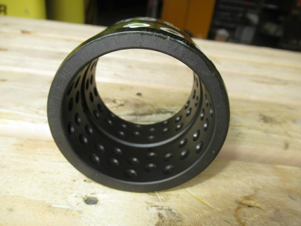 New Holland YN12B01836P1 - 73415717 - Поршень/ Кольцо/ Втулка для Строительной техники: фото 2 New Holland YN12B01836P1 - 73415717 - Поршень/ Кольцо/ Втулка для Строительной техники: фото 2