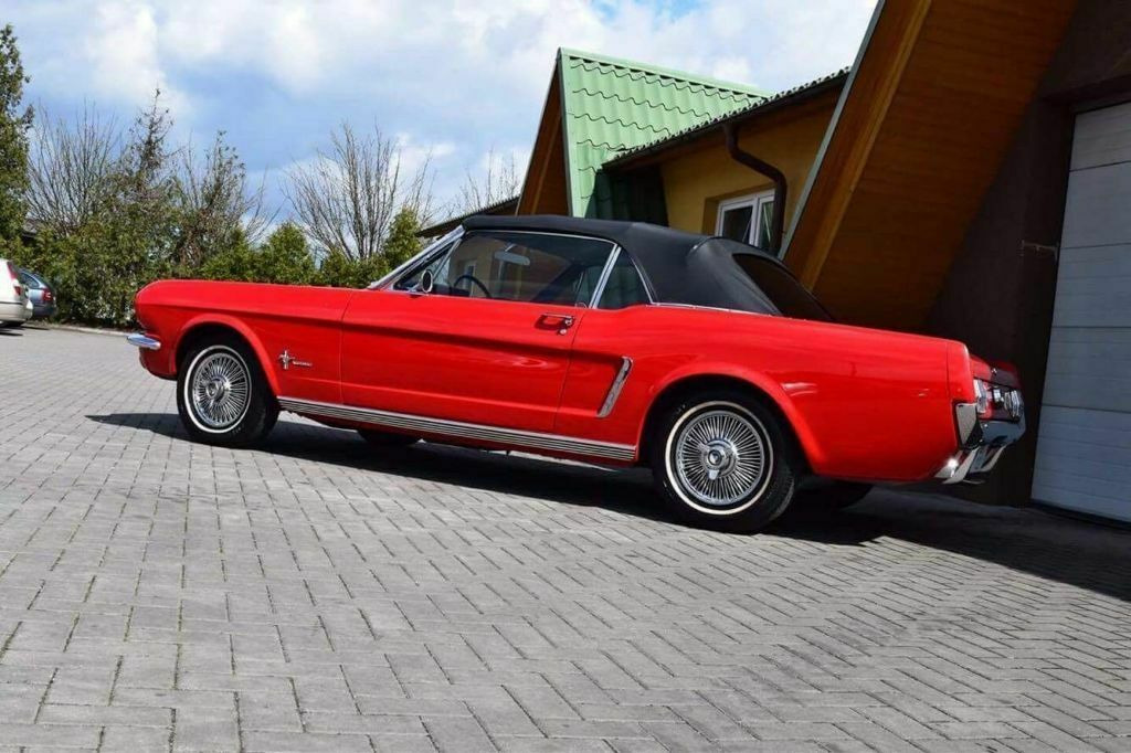 Легковой автомобиль Ford Mustang Cabriolet: фото 7