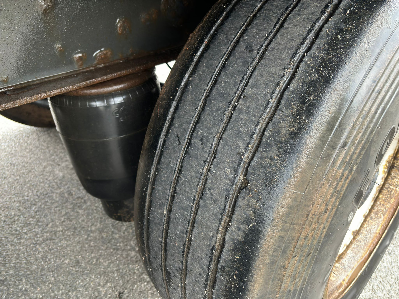 Полуприцеп бортовой/ Платформа KRONE SD P: фото 9 Полуприцеп бортовой/ Платформа KRONE SD P: фото 9