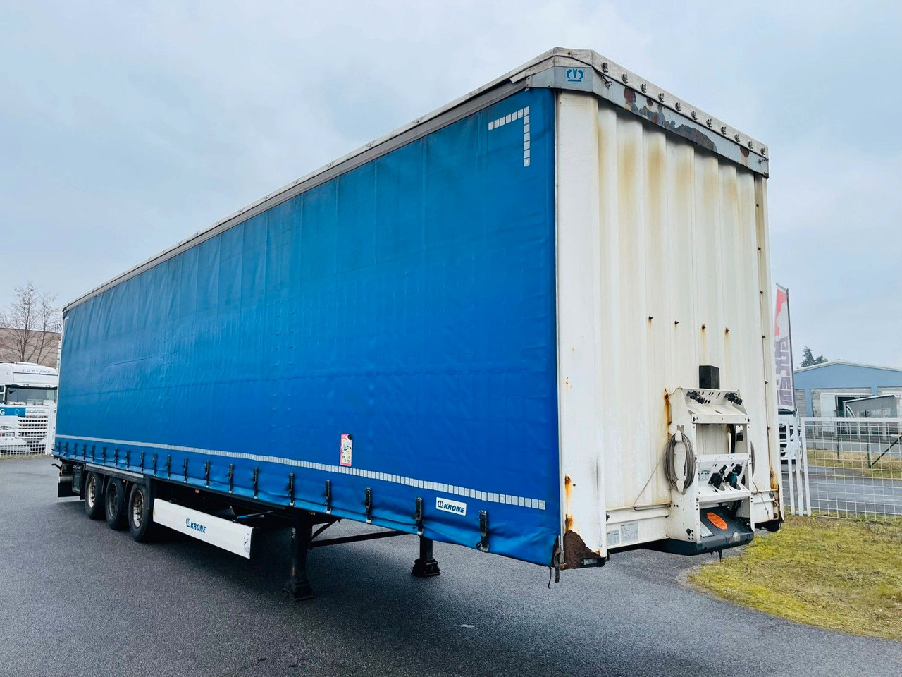 Krone SD MEGA LINER - Тентованный полуприцеп: фото 3 Krone SD MEGA LINER - Тентованный полуприцеп: фото 3