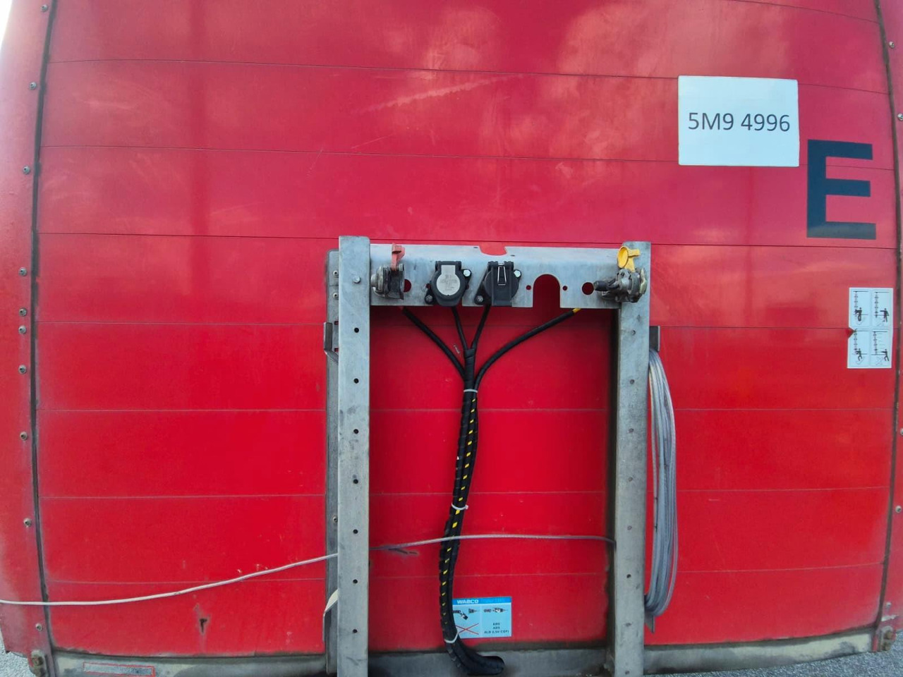 Panav NV36M - Тентованный полуприцеп: фото 3 Panav NV36M - Тентованный полуприцеп: фото 3