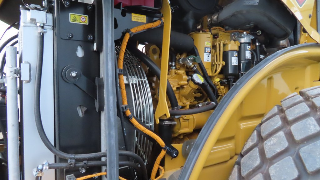 Компактор Caterpillar CS13: фото 9 Компактор Caterpillar CS13: фото 9