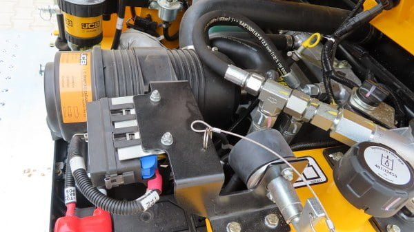 Мини-самосвал JCB 1T-2 HT: фото 12