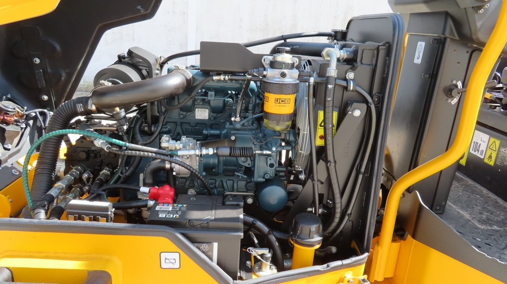 Дорожный каток JCB CT260-120: фото 9