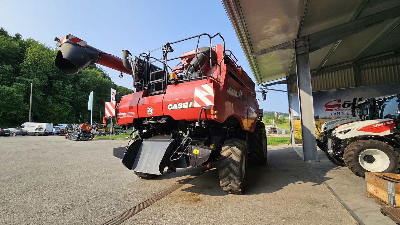 Case IH Axial-Flow 7240 - Зерноуборочный комбайн: фото 4 Case IH Axial-Flow 7240 - Зерноуборочный комбайн: фото 4