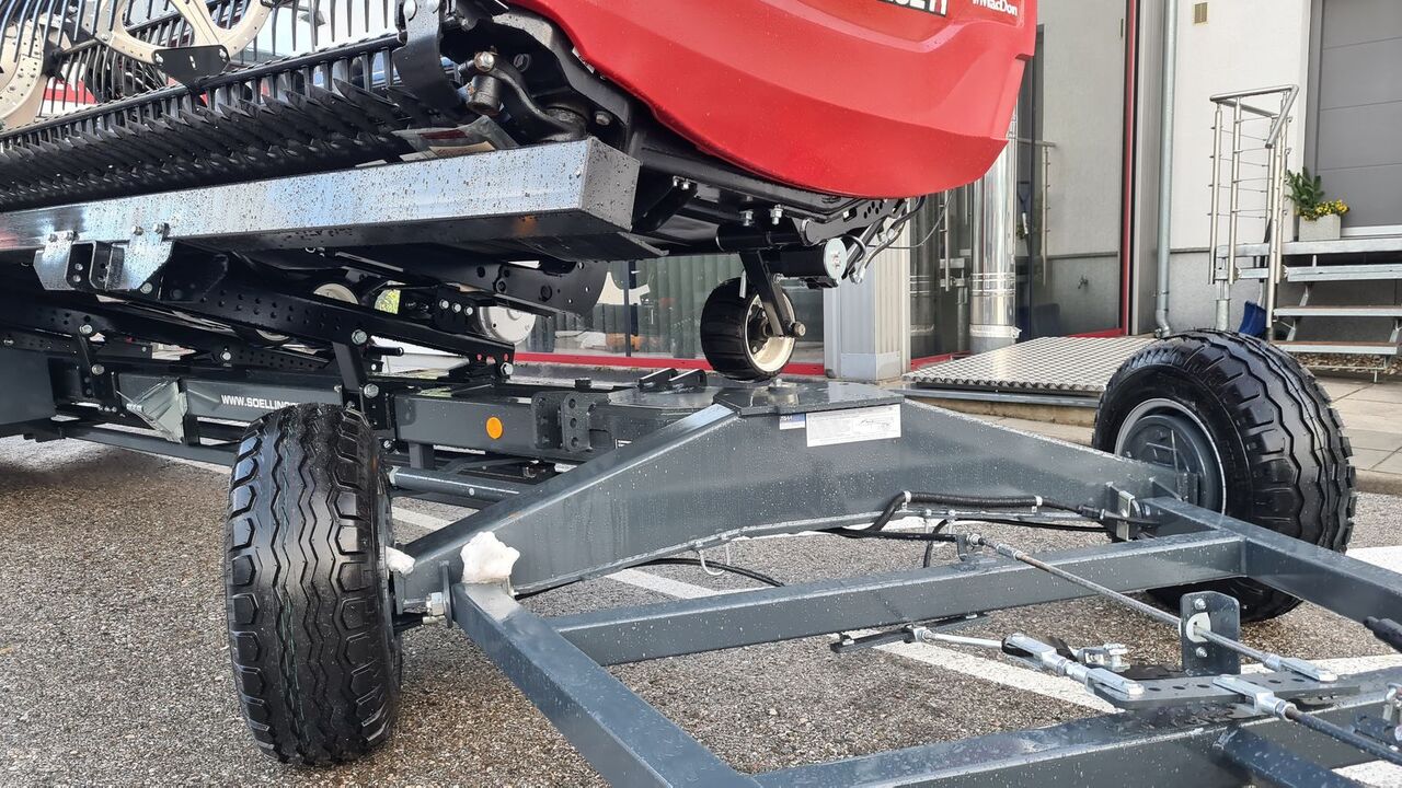 Macdon FD 230 - Жатка зерновая: фото 3 Macdon FD 230 - Жатка зерновая: фото 3
