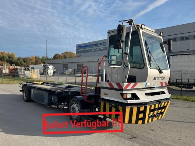 KAMAG Wiesel Terberg Umsetzer Rangierer - Грузовик-контейнеровоз/ Сменный кузов: фото 1 KAMAG Wiesel Terberg Umsetzer Rangierer - Грузовик-контейнеровоз/ Сменный кузов: фото 1