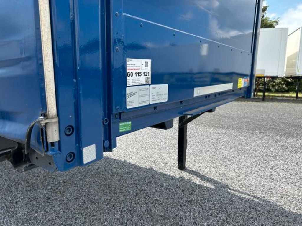 Тентованный кузов Kögel Heck mit Portaltüren: фото 6