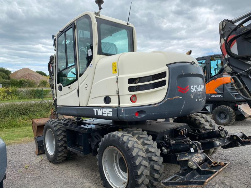 Terex TW95 - Колёсный экскаватор: фото 2 Terex TW95 - Колёсный экскаватор: фото 2