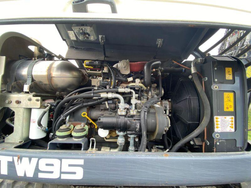 Terex TW95 - Колёсный экскаватор: фото 4 Terex TW95 - Колёсный экскаватор: фото 4