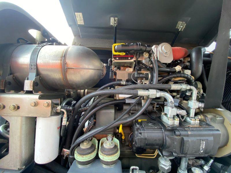 Terex TW95 - Колёсный экскаватор: фото 4 Terex TW95 - Колёсный экскаватор: фото 4