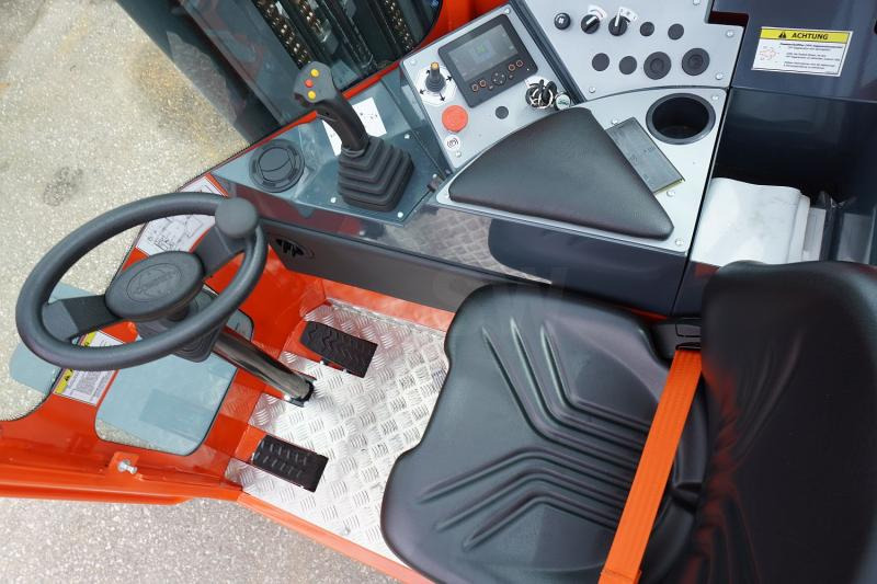 Combilift C5000XL - Четырехсторонний погрузчик: фото 3 Combilift C5000XL - Четырехсторонний погрузчик: фото 3