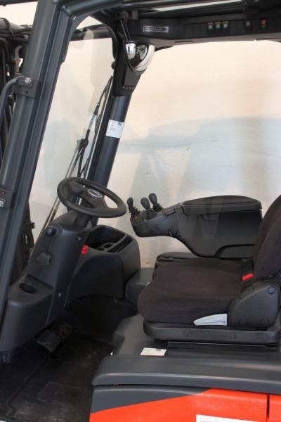 Linde E 16 C EVO 386-02 - Электропогрузчик: фото 3 Linde E 16 C EVO 386-02 - Электропогрузчик: фото 3