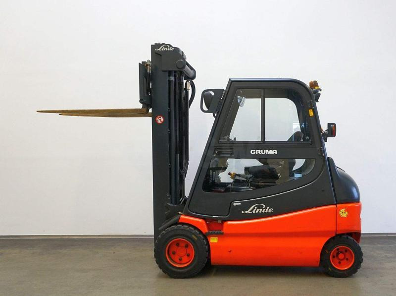 Linde E 25 EX S 336-31 - Электропогрузчик: фото 4 Linde E 25 EX S 336-31 - Электропогрузчик: фото 4