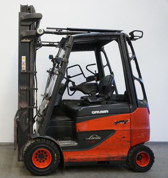 Linde E 30/600 H 387 - Электропогрузчик: фото 4 Linde E 30/600 H 387 - Электропогрузчик: фото 4