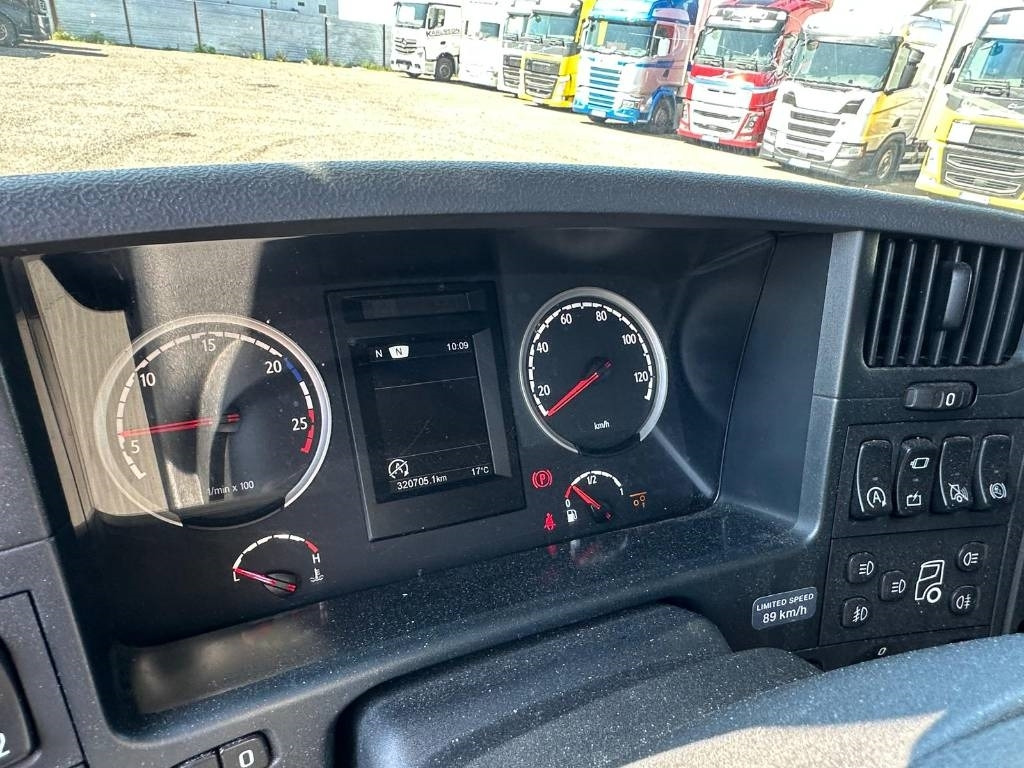 Scania P 320 Hybrid + Diesel - Грузовик с закрытым кузовом: фото 5 Scania P 320 Hybrid + Diesel - Грузовик с закрытым кузовом: фото 5