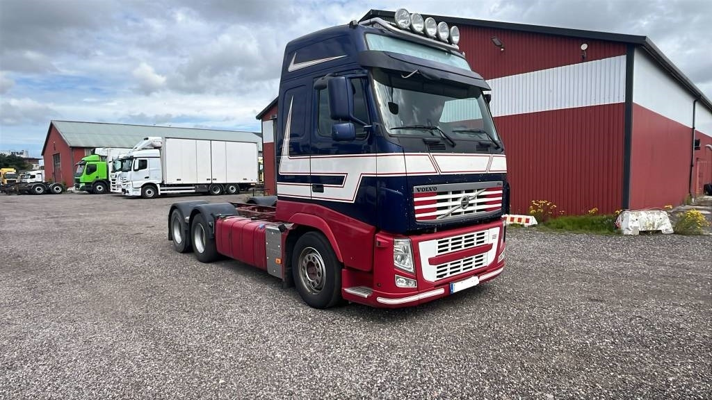 Volvo VOLVO FH 6*2 - Грузовик-шасси: фото 3 Volvo VOLVO FH 6*2 - Грузовик-шасси: фото 3