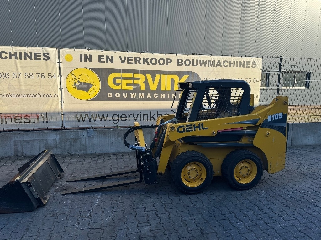 Gehl R105 - Мини-погрузчик с бортовым поворотом: фото 4 Gehl R105 - Мини-погрузчик с бортовым поворотом: фото 4