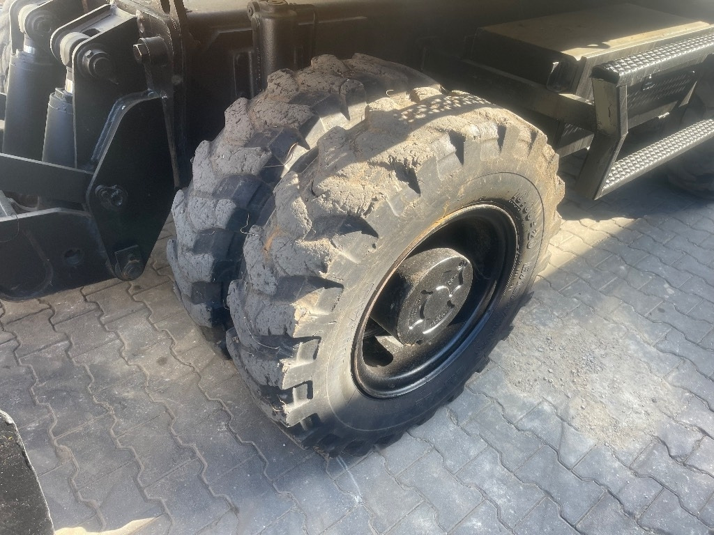 Колёсный экскаватор JCB JS 175 W: фото 6