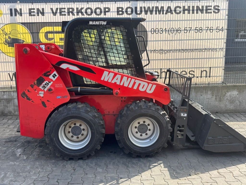 Manitou 1350 R - Мини-погрузчик с бортовым поворотом: фото 3 Manitou 1350 R - Мини-погрузчик с бортовым поворотом: фото 3