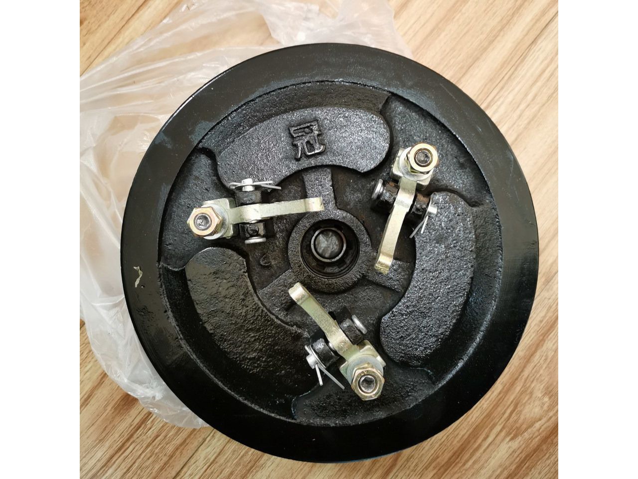 QINGDAO PROMISING CLUTCH ASSEMBLY FOR CHINA LOADER ZL608 - Сцепление и запчасти для Колёсных погрузчиков: фото 1 QINGDAO PROMISING CLUTCH ASSEMBLY FOR CHINA LOADER ZL608 - Сцепление и запчасти для Колёсных погрузчиков: фото 1