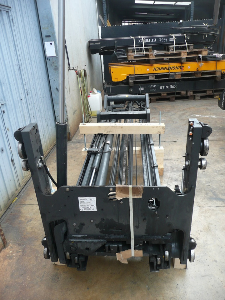 Ричтрак Linde R 16: фото 12 Ричтрак Linde R 16: фото 12